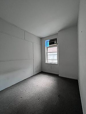 5th image of 88 Fulton St #707