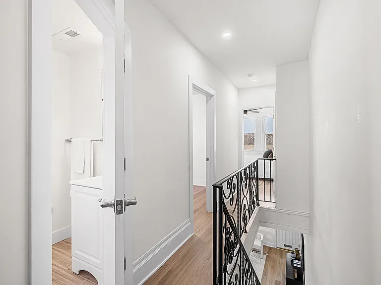 2148 S Garnet St — Photo 12