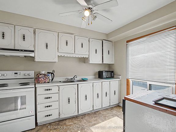 3rd image of 481 Pitfield Rd #28