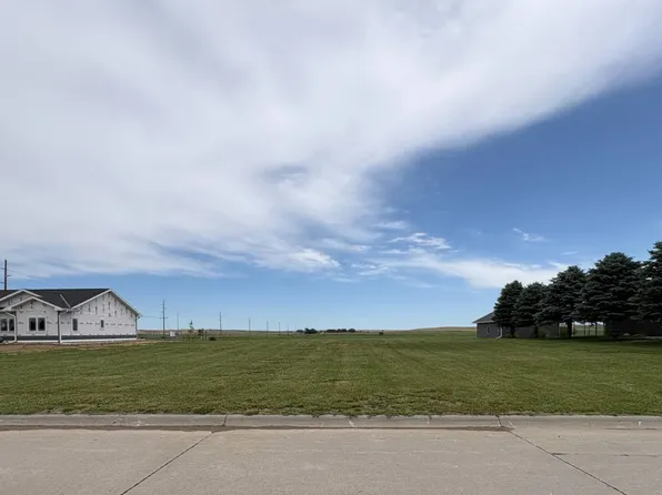 805 W Park St, Osmond, NE 68765