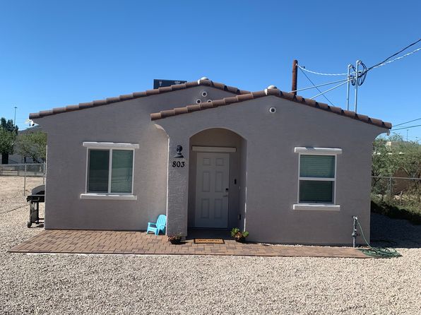 803 N Van Alstine St