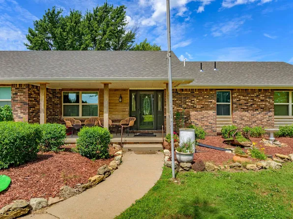 1277 N Osage Rd, Mulvane, KS 67110