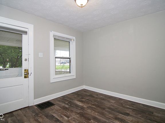 5th image of 4935 W 11th St