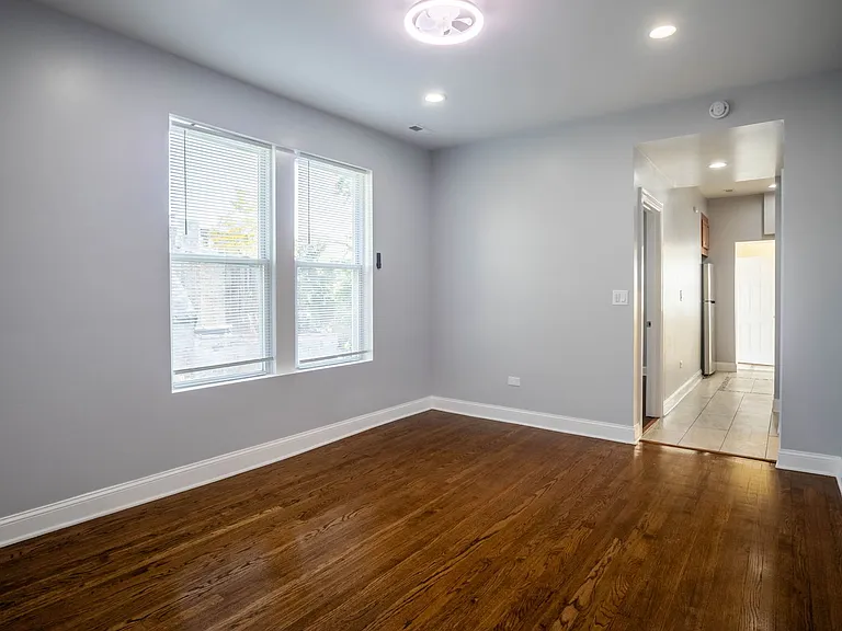 4837 W Monroe St #2 — Photo 6