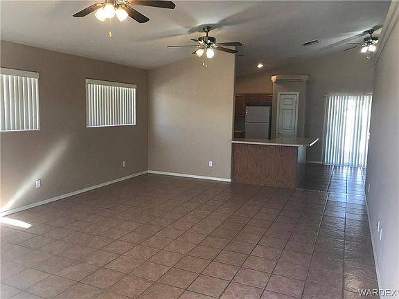 3rd image of 2731 Wallapai Ave