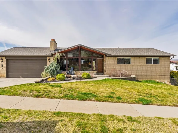 11940 S Pineridge Rd, Sandy, UT 84094