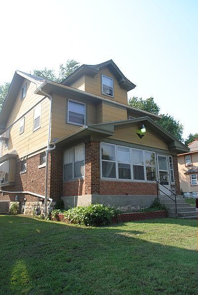 1st image of 300 Kensington Ave