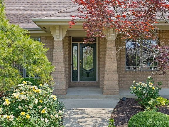 3rd image of 8 Galaton Ct