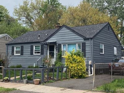 142 Yale Street, Hartford, CT, 06106