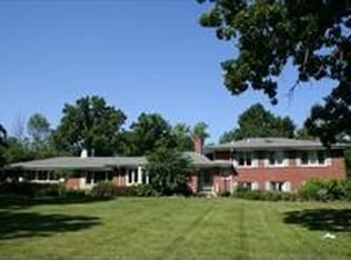 2100 Wilmot Rd, Bannockburn, IL 60015