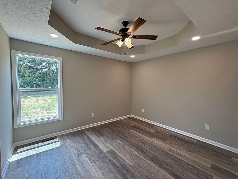 103 Hummingbird Dr — Photo 11