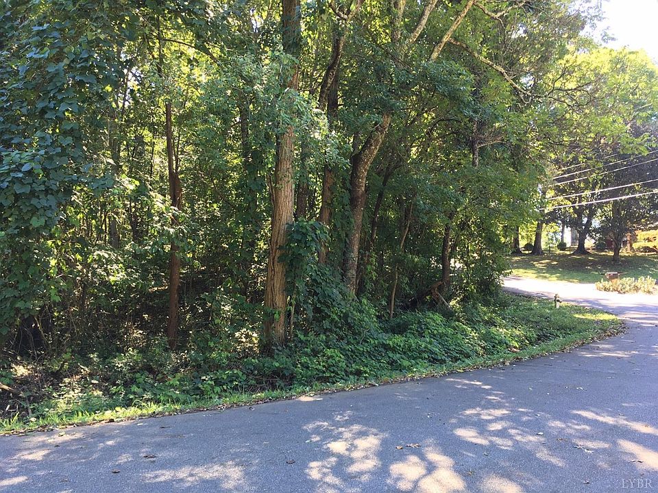 1st image of 109 Seven Oaks Dr