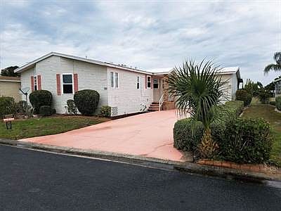 3rd image of 2131 Bayou Dr S