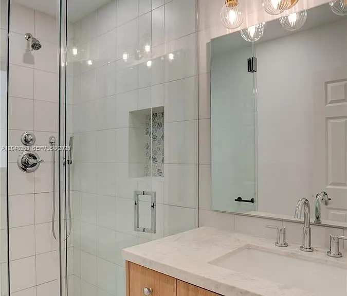 500 SW 51st Ct — Photo 58