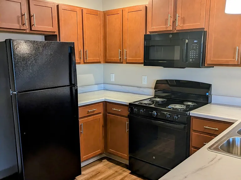 1141 Edwards Rd #2 — Photo 12
