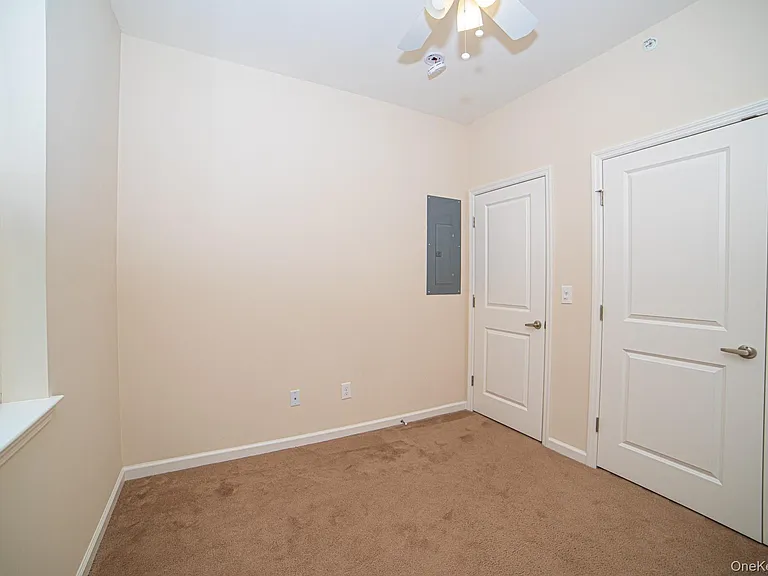 12 Sophia Ct — Photo 2