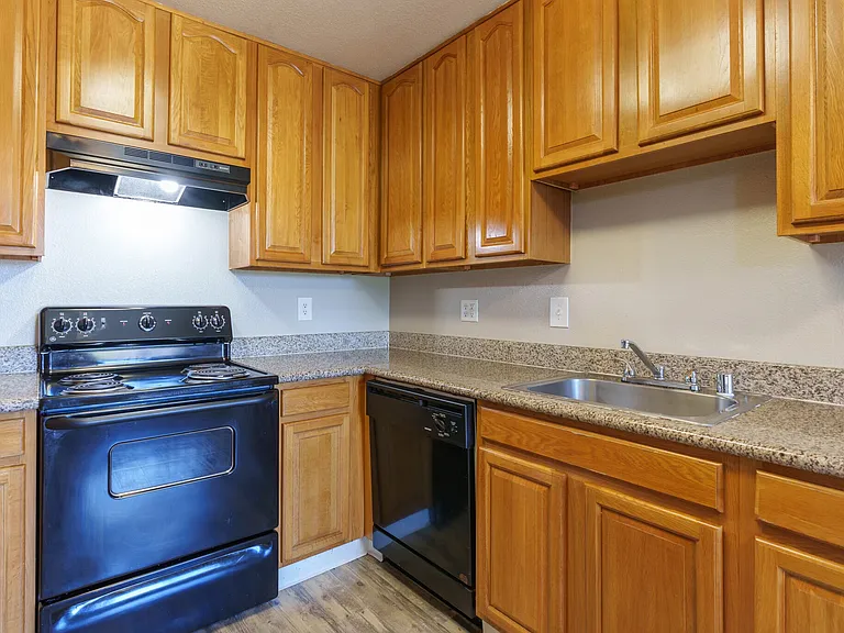 2005 San Jose Dr #120 — Photo 9