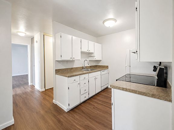 4th image of 1064 Kirkland Ave NE #55f4bc20d