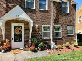 35 Berry St, Baden, PA 15005
