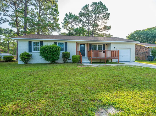 104 Forest Ln, Summerville, SC 29486