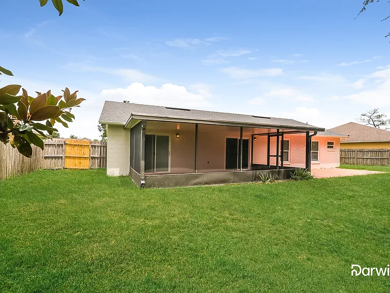 626 McKinley Ct — Photo 15