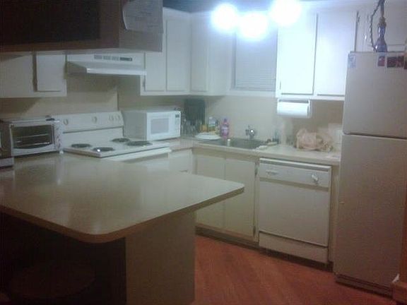 2nd image of 8290 Lake Dr APT 126