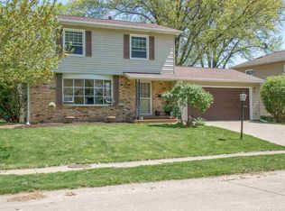 3508 56th Street Pl, Moline, IL 61265