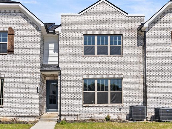 2nd image of 111 Blackberry Ln