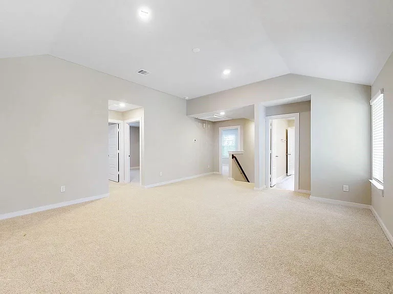 322 Wisteria Manor St — Photo 14