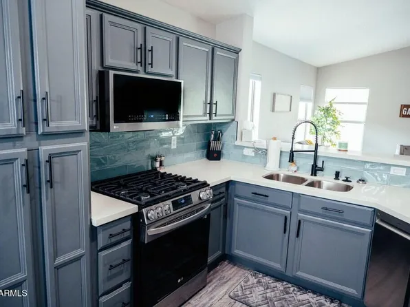 1376 E TRADEWIND Drive, Gilbert, AZ 85234