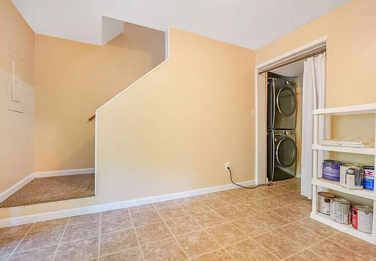 128 Kings Mill Dr — Photo 17