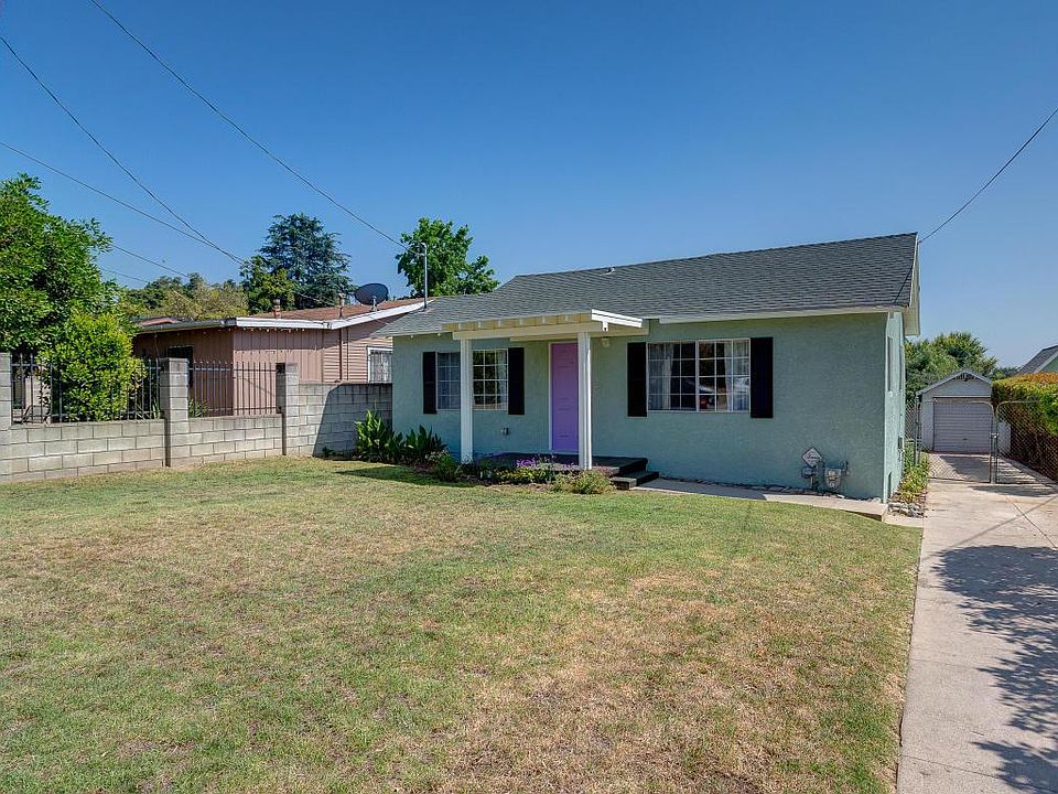 1st image of 360 W Mariposa St