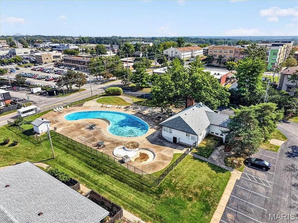 1 bed, 1.0 bath, 616 sqft, $1,300 — Photo 4