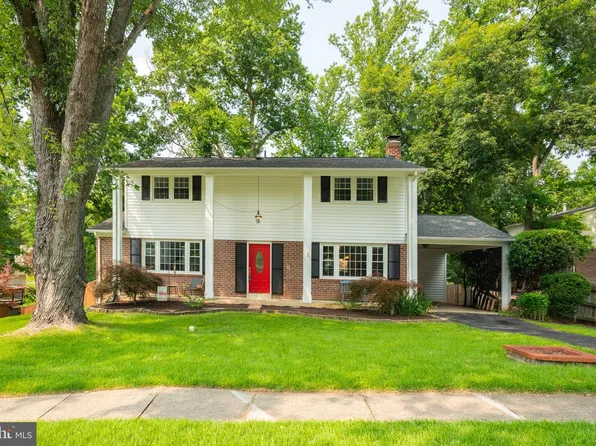 9202 Setter Pl, Springfield, VA 22153