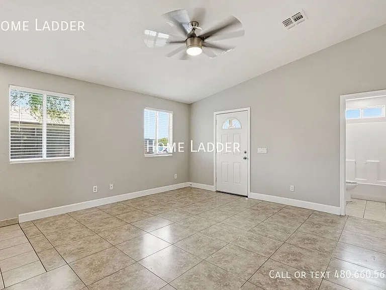 1724 W Carol Ave #A — Photo 5
