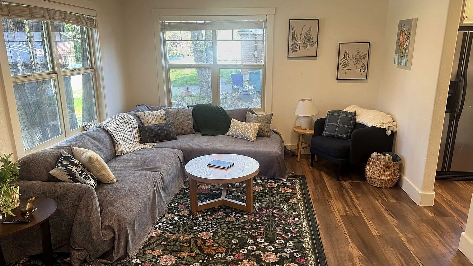 5 bed, 2.0 bath, 2486 sqft, $7,193 — Photo 1
