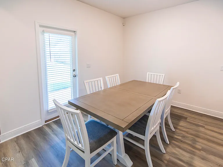 602 Hancock Way — Photo 7