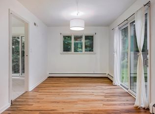 6 Hillside Pl, Chappaqua, NY 10514