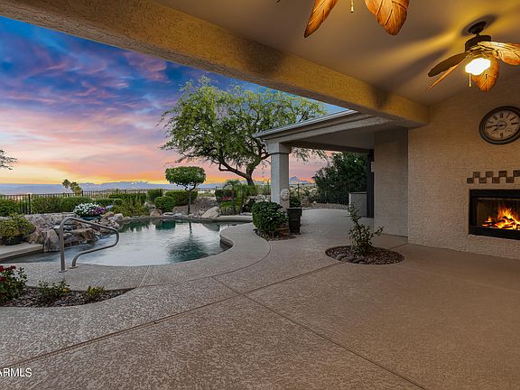 3rd image of 15021 N MAPLE Drive