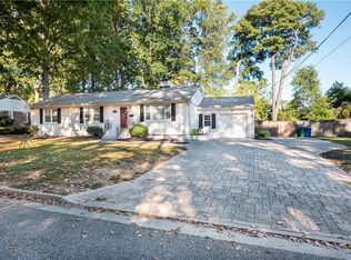 106 Booth Rd, Newport News, VA 23606