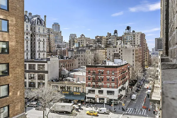 Sold by Compass | media 6