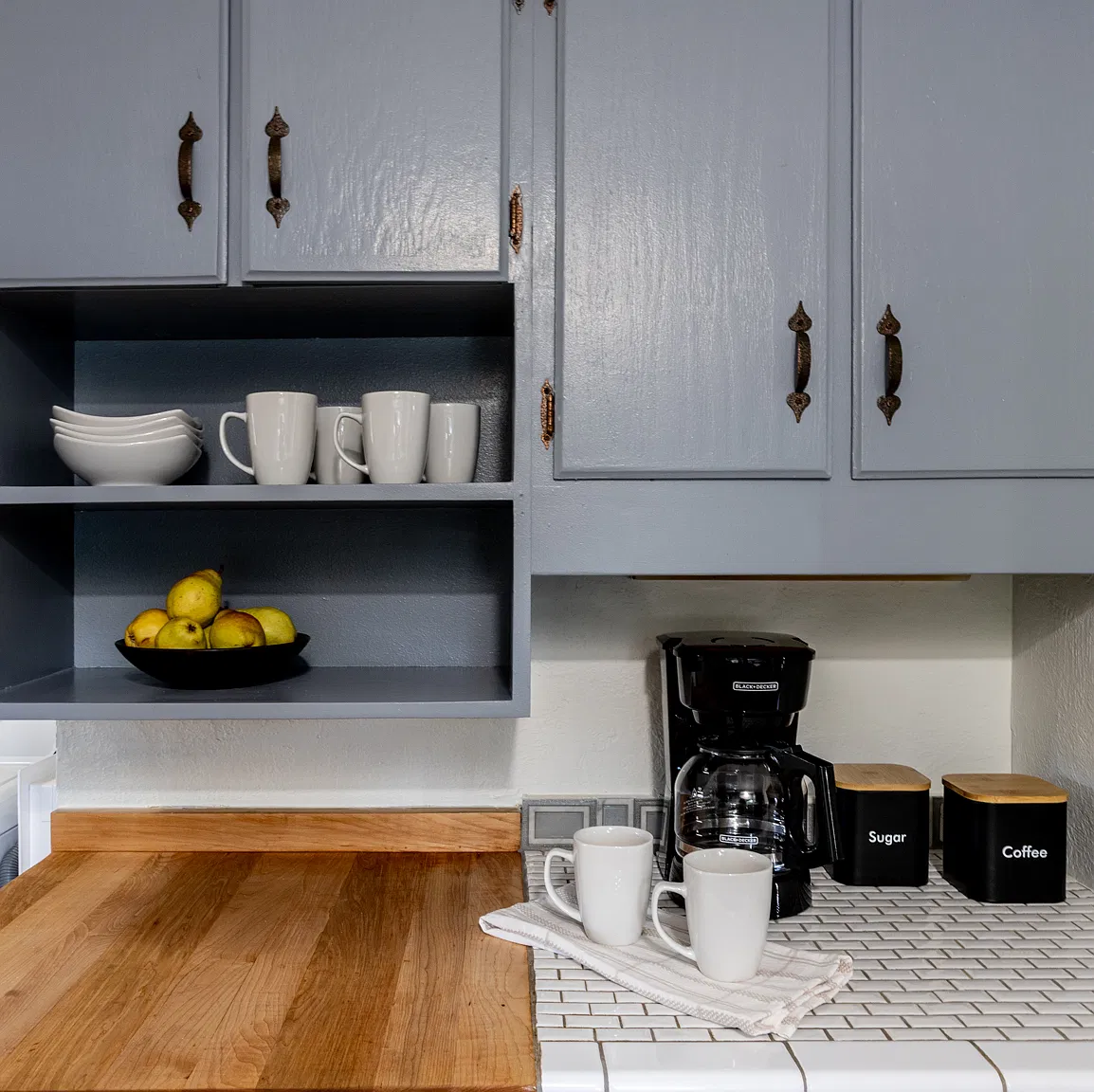 2 bed, 707 sqft, $2,940 — Photo 2