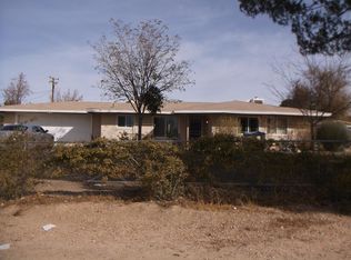 15555 Tacony Rd, Apple Valley, CA 92307