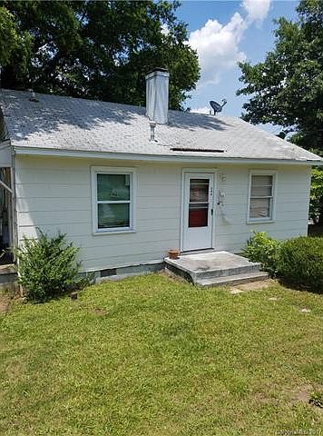 1st image of 700 W Davidson Ave