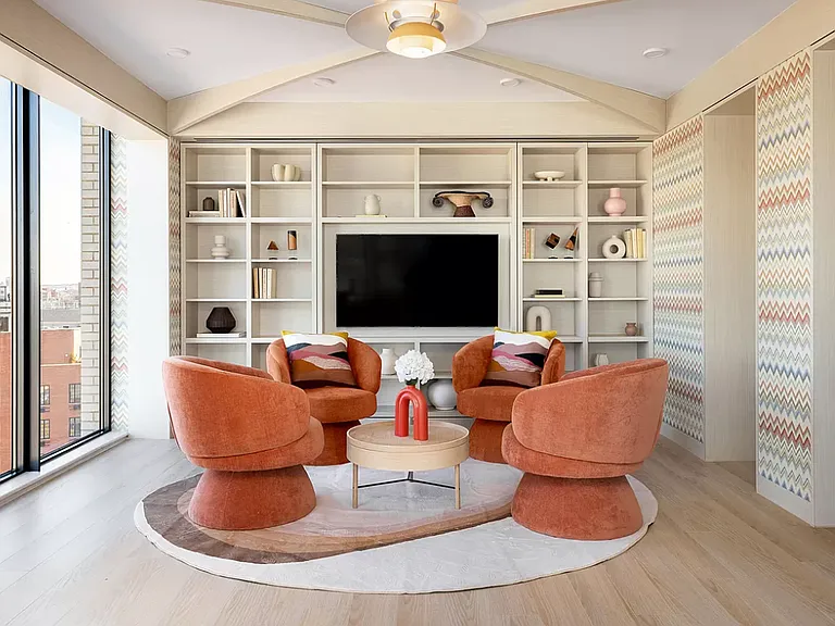 445 Grand Ave #213 — Photo 8