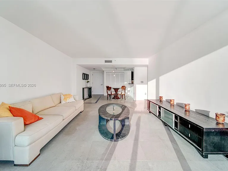 650 West Ave #805 — Photo 8