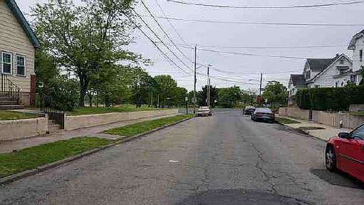 2nd image of 938 Somerset St