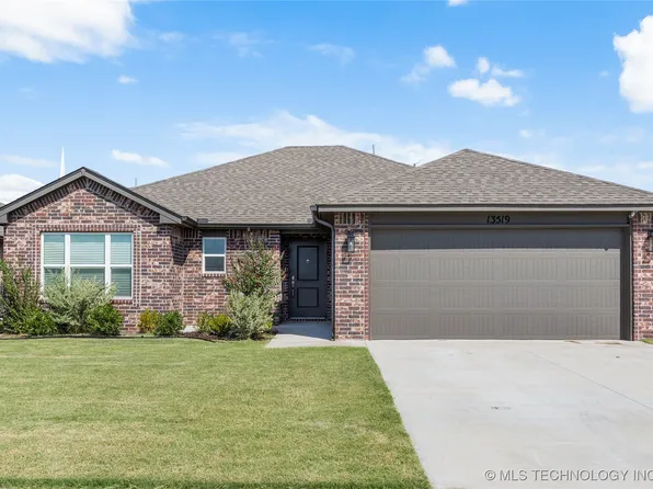 13519 N 132nd East Ave, Collinsville, OK 74021