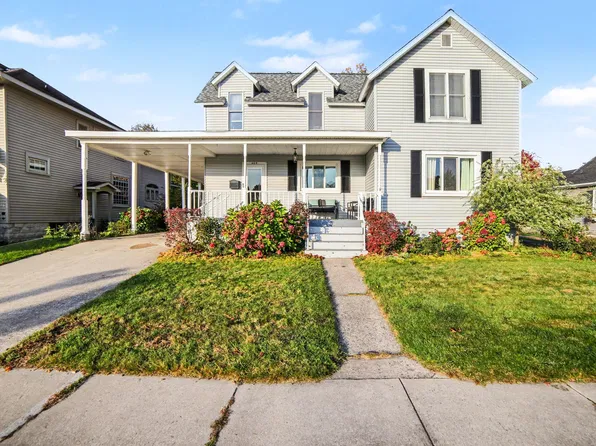 409 N Gaylord Ave, Ludington, MI 49431