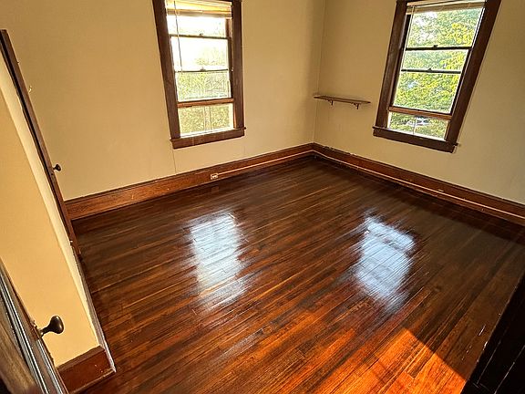 4th image of 1802 Westover Ave SW #2